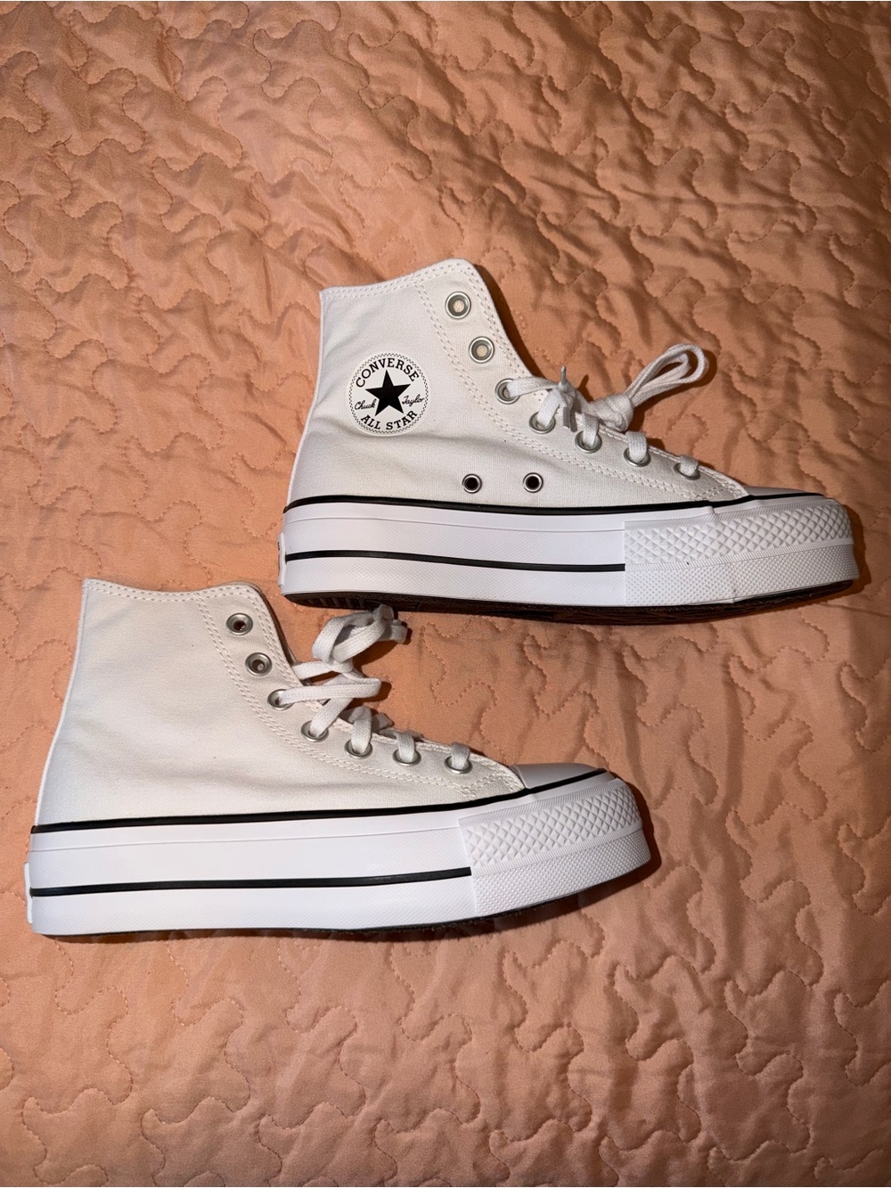 Converse Women’s White Chuck Taylor All Star Lift Hi High-Top Platform Sneakers